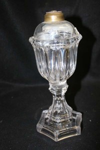 crystal repair antique oil lamp after