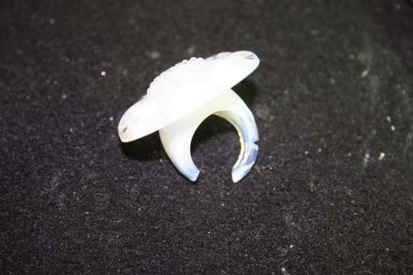 LaLique Crystal Ring Beore